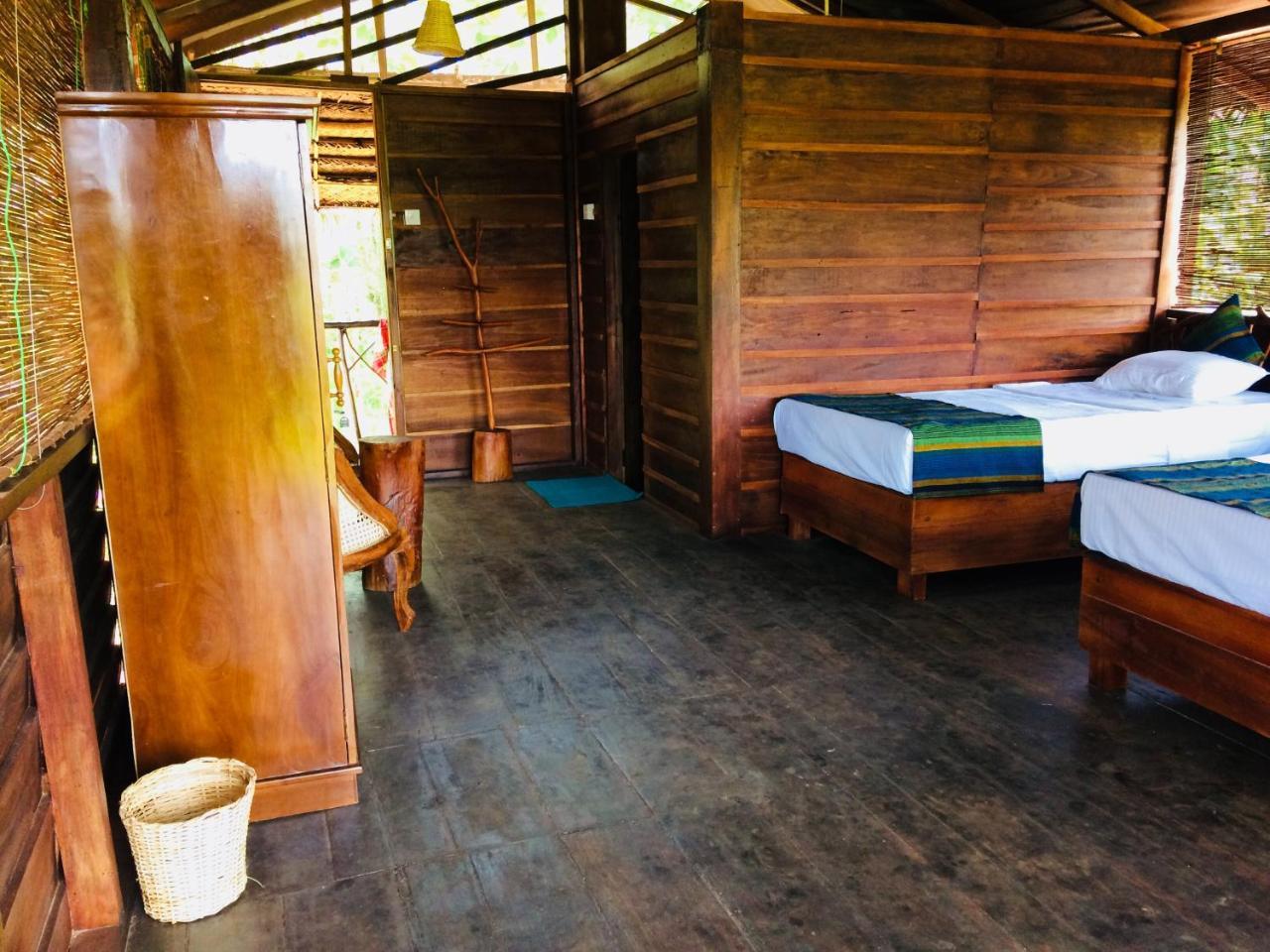 Chena Huts Eco Resort Sigiriya Buitenkant foto