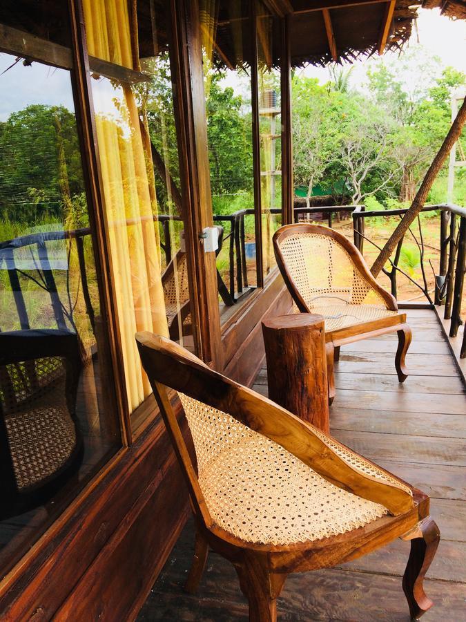 Chena Huts Eco Resort Sigiriya Buitenkant foto